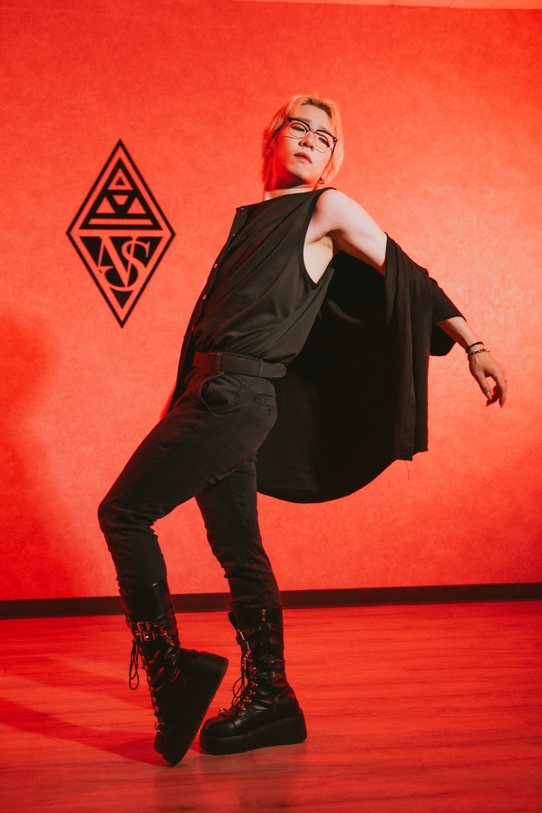 尼亞斯舞蹈表演藝術學院的師資介紹圖片